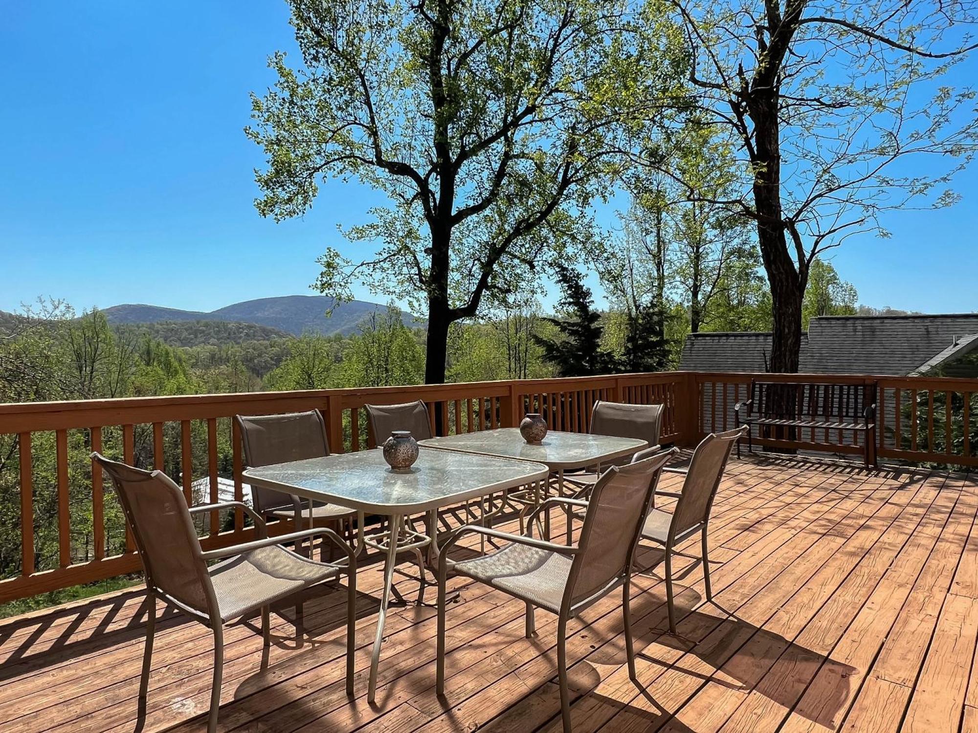 Love Ridge Mountain Lodging Lyndhurst 外观 照片