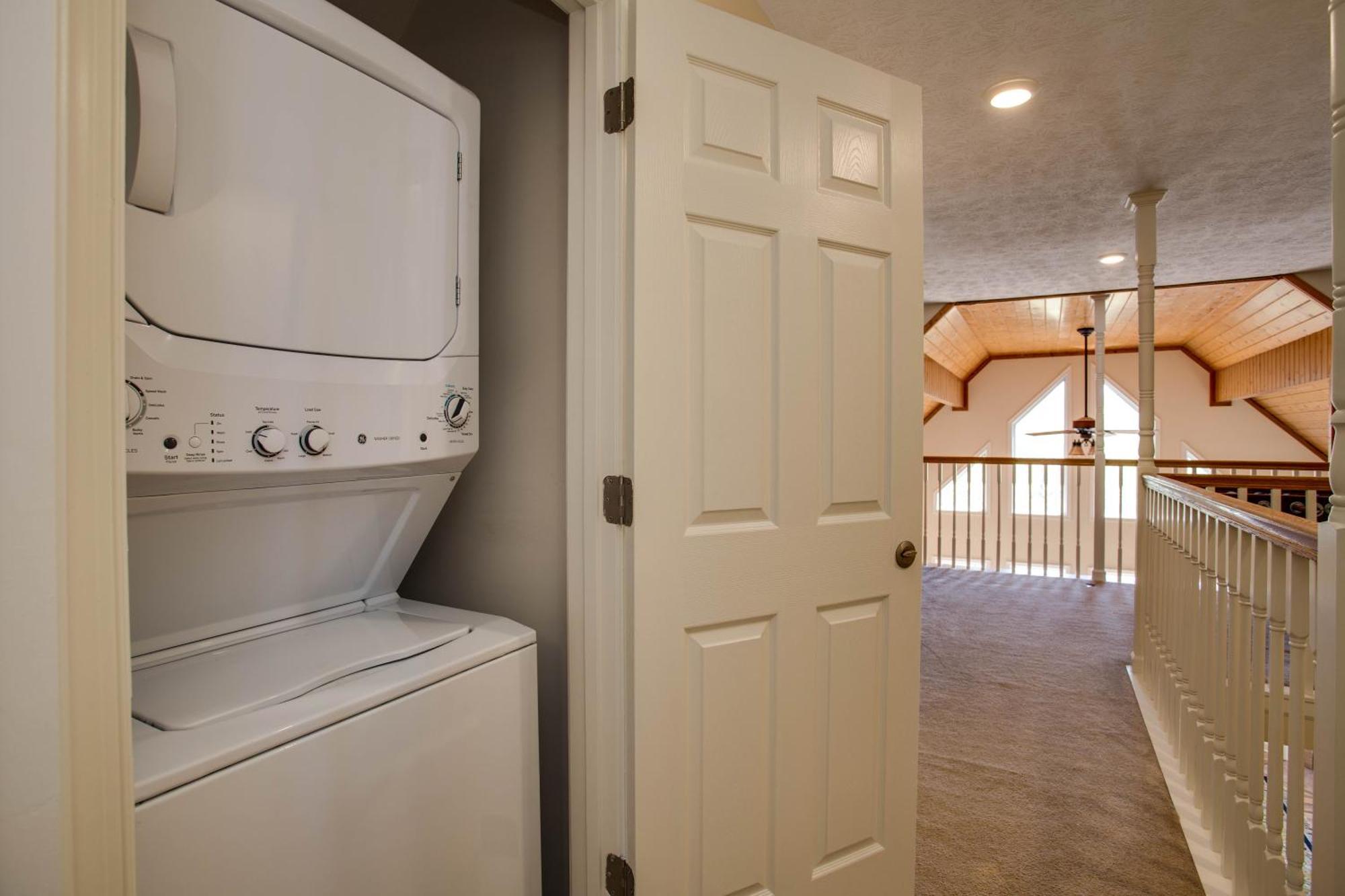 Love Ridge Mountain Lodging Lyndhurst 外观 照片